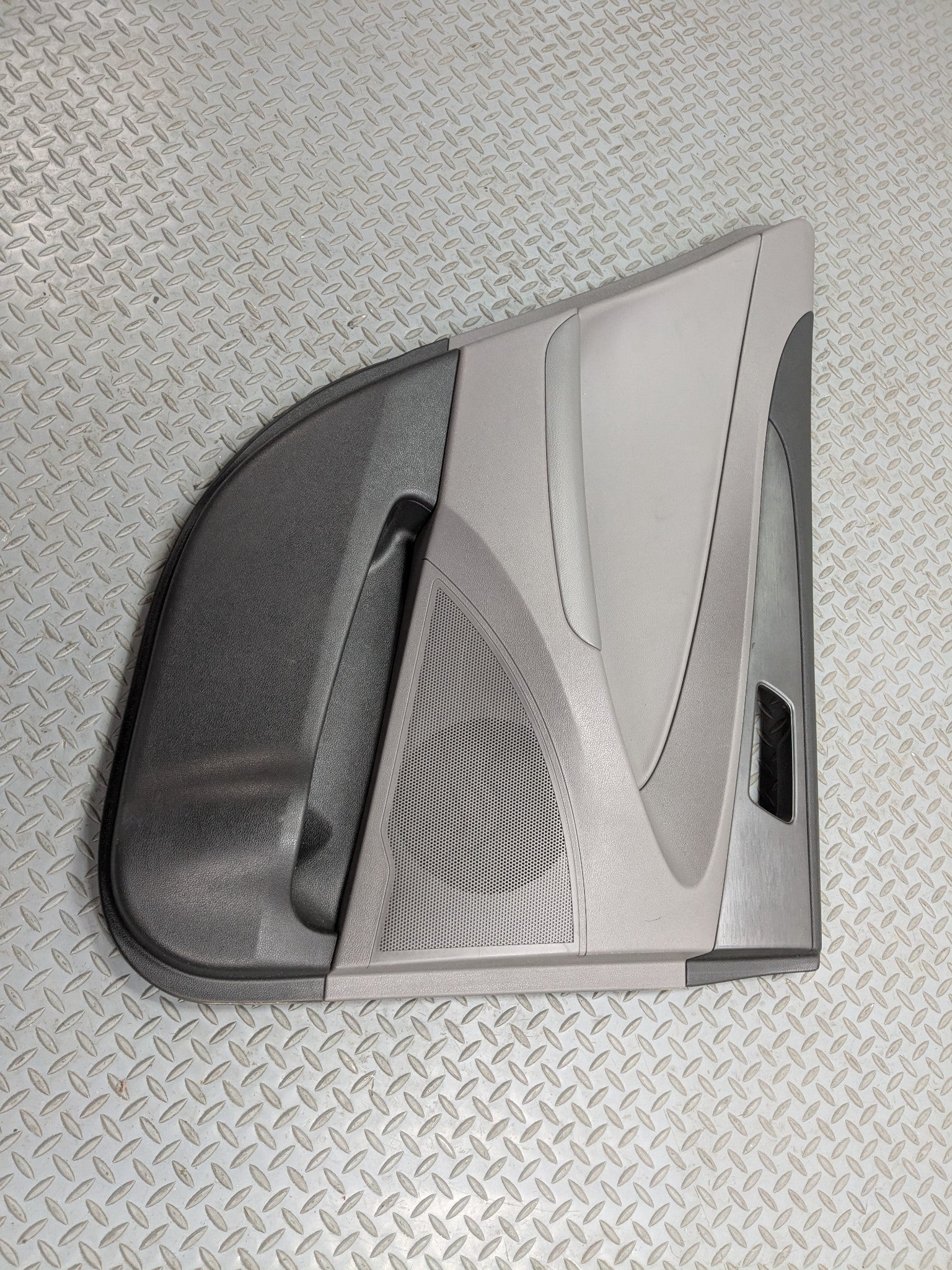 2011 - 2013 HYUNDAI SONATA OEM INTERIOR DOOR TRIM PANEL REAR LEFT DRIVER SIDE