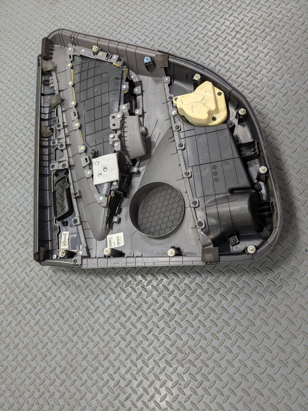 2011 - 2013 HYUNDAI SONATA OEM INTERIOR DOOR TRIM PANEL REAR LEFT DRIVER SIDE