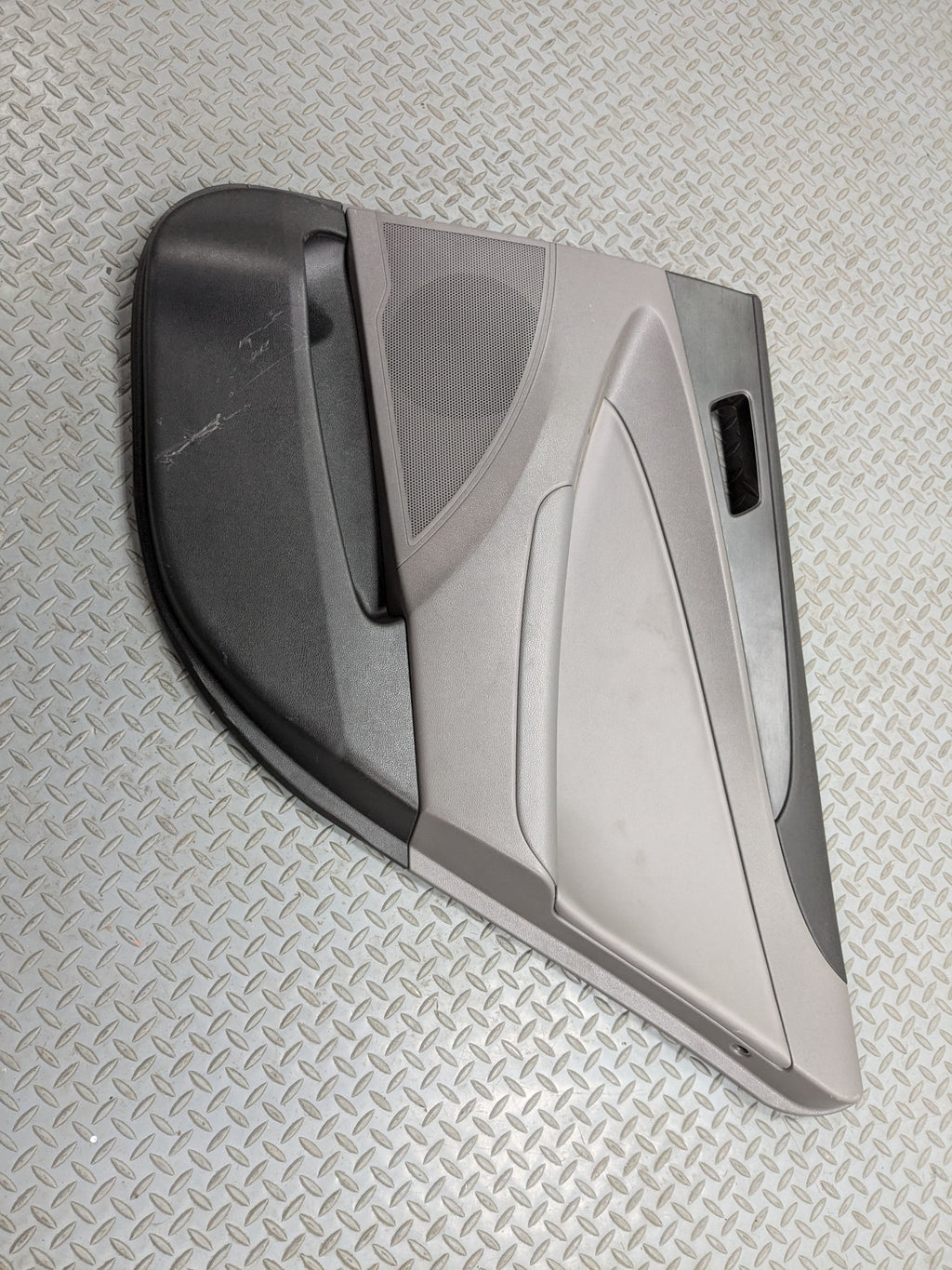11 - 13 HYUNDAI SONATA OEM INTERIOR DOOR TRIM PANEL REAR RIGHT PASSENGER SIDE