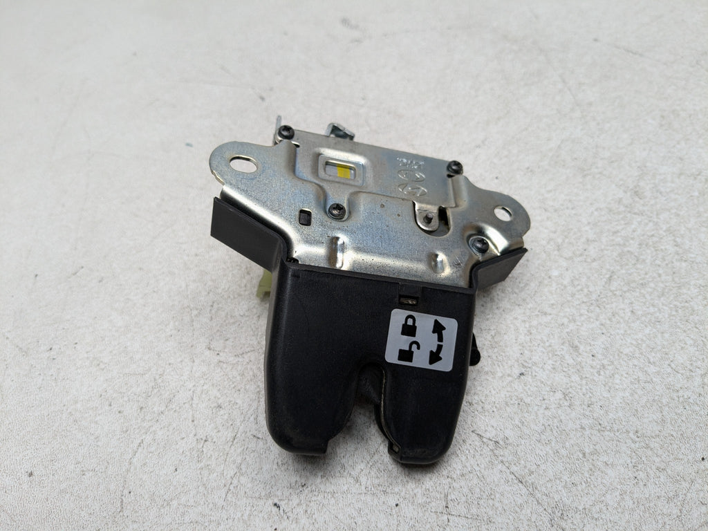 2011 - 2013 HYUNDAI SONATA OEM TRUNK DECK LID LOCK LATCH RELEASE ACTUATOR