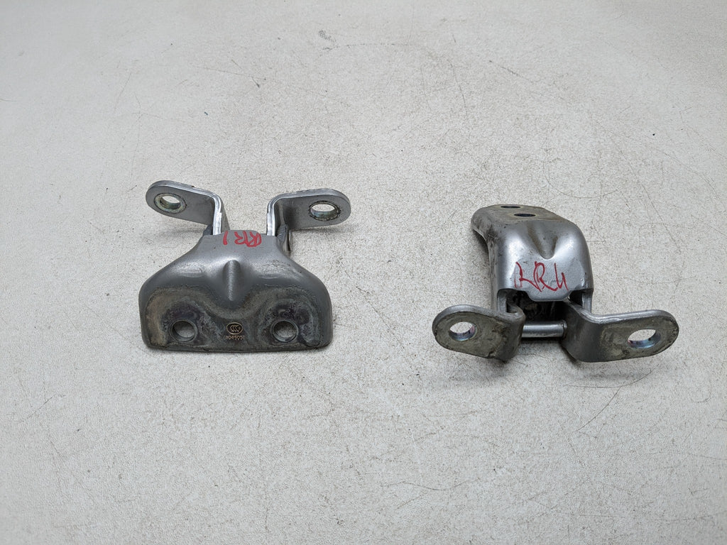 2011 - 2013 HYUNDAI SONATA OEM DOOR HINGE SET OF 2 REAR RIGHT PASSENGER SIDE