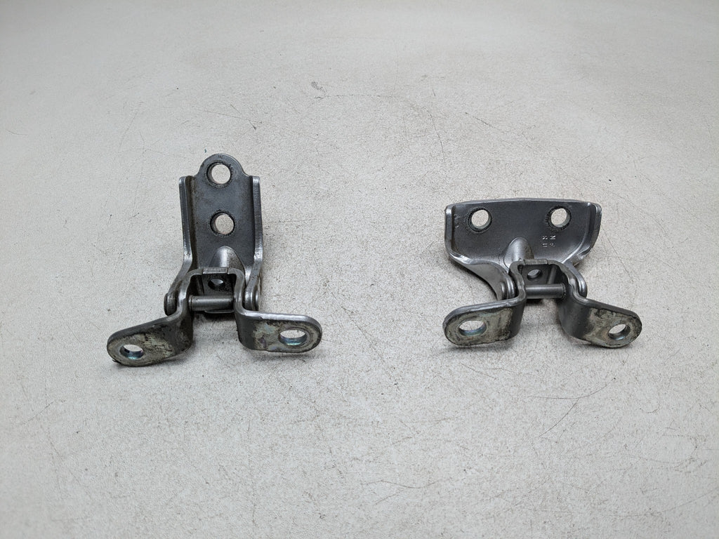 2011 - 2013 HYUNDAI SONATA OEM DOOR HINGE SET OF 2 REAR LEFT DRIVER SIDE