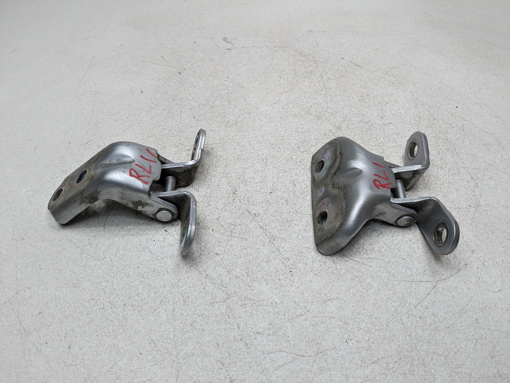 2011 - 2013 HYUNDAI SONATA OEM DOOR HINGE SET OF 2 REAR LEFT DRIVER SIDE