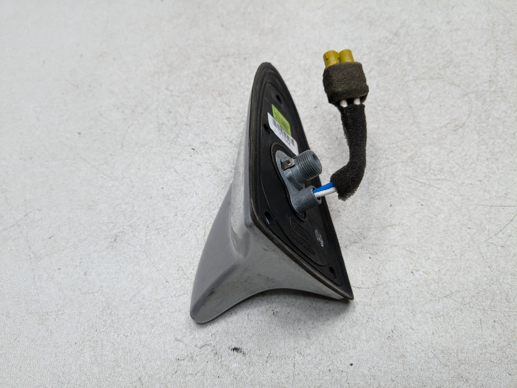 2011 - 2013 HYUNDAI SONATA OEM SHARK FIN ROOF RADIO ANTENNA RADIANT SILVER