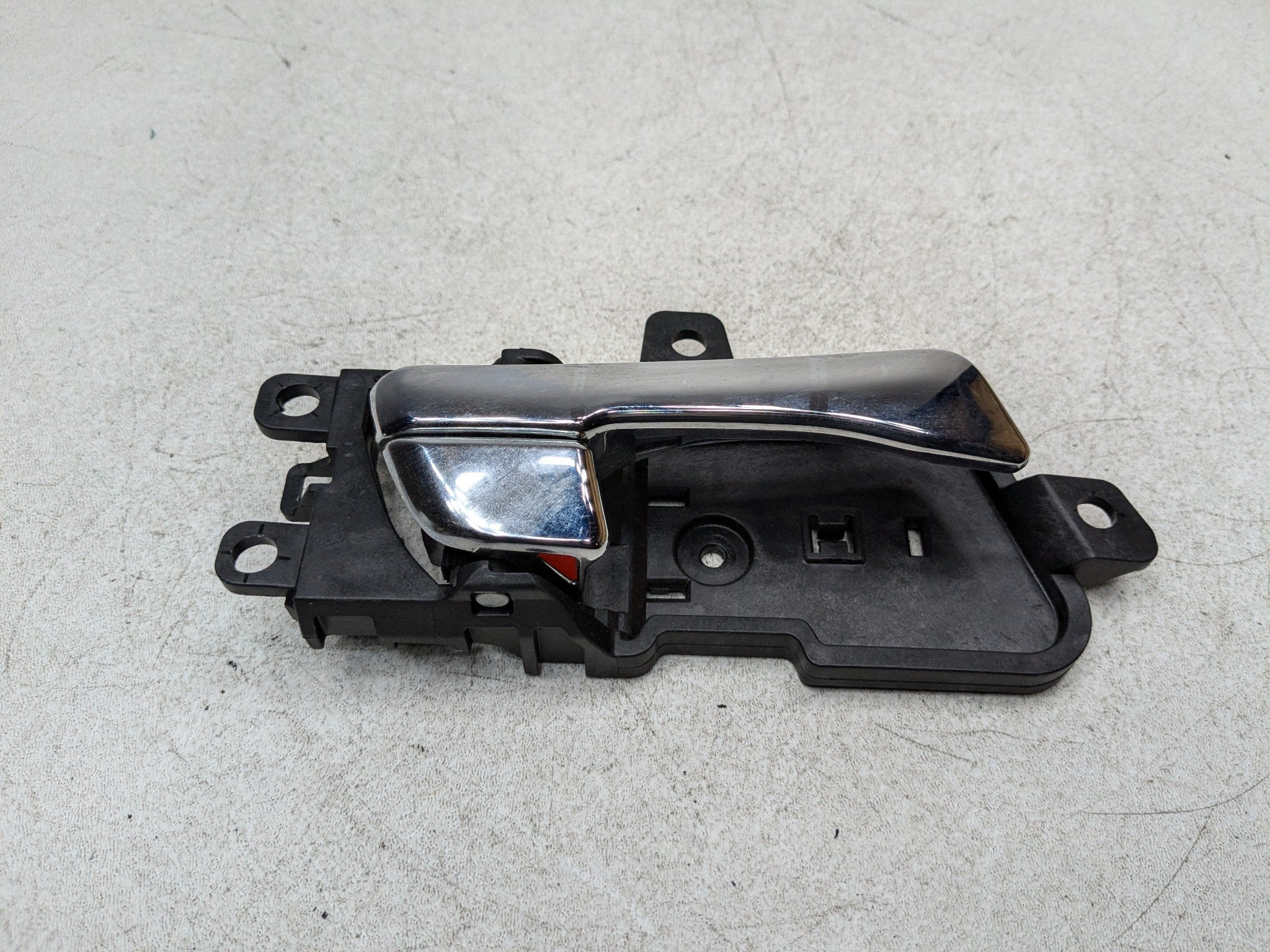 2011 - 2013 HYUNDAI SONATA OEM INTERIOR DOOR HANDLE REAR RIGHT PASSENGER SIDE
