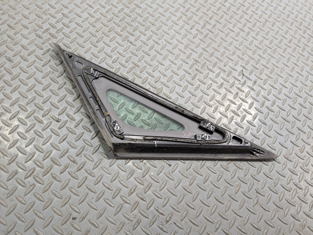 11 - 13 HYUNDAI SONATA OEM QUARTER GLASS WITH CHROME STRIP REAR PASSENGERS RIGHT