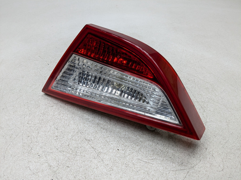 2011 - 2013 HYUNDAI SONATA OEM INNER TRUNK DECKLID TAILLIGHT LAMP REAR LEFT