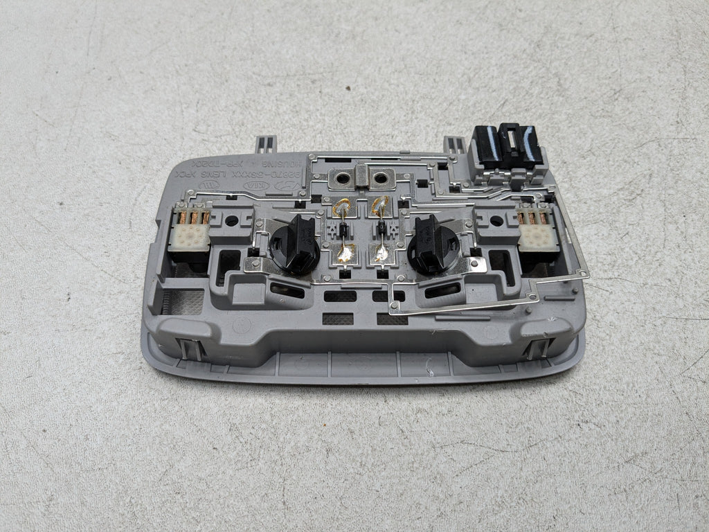 11 - 13 HYUNDAI SONATA OEM ROOF OVERHEAD INTERIOR DOME READING MAP LIGHT REAR