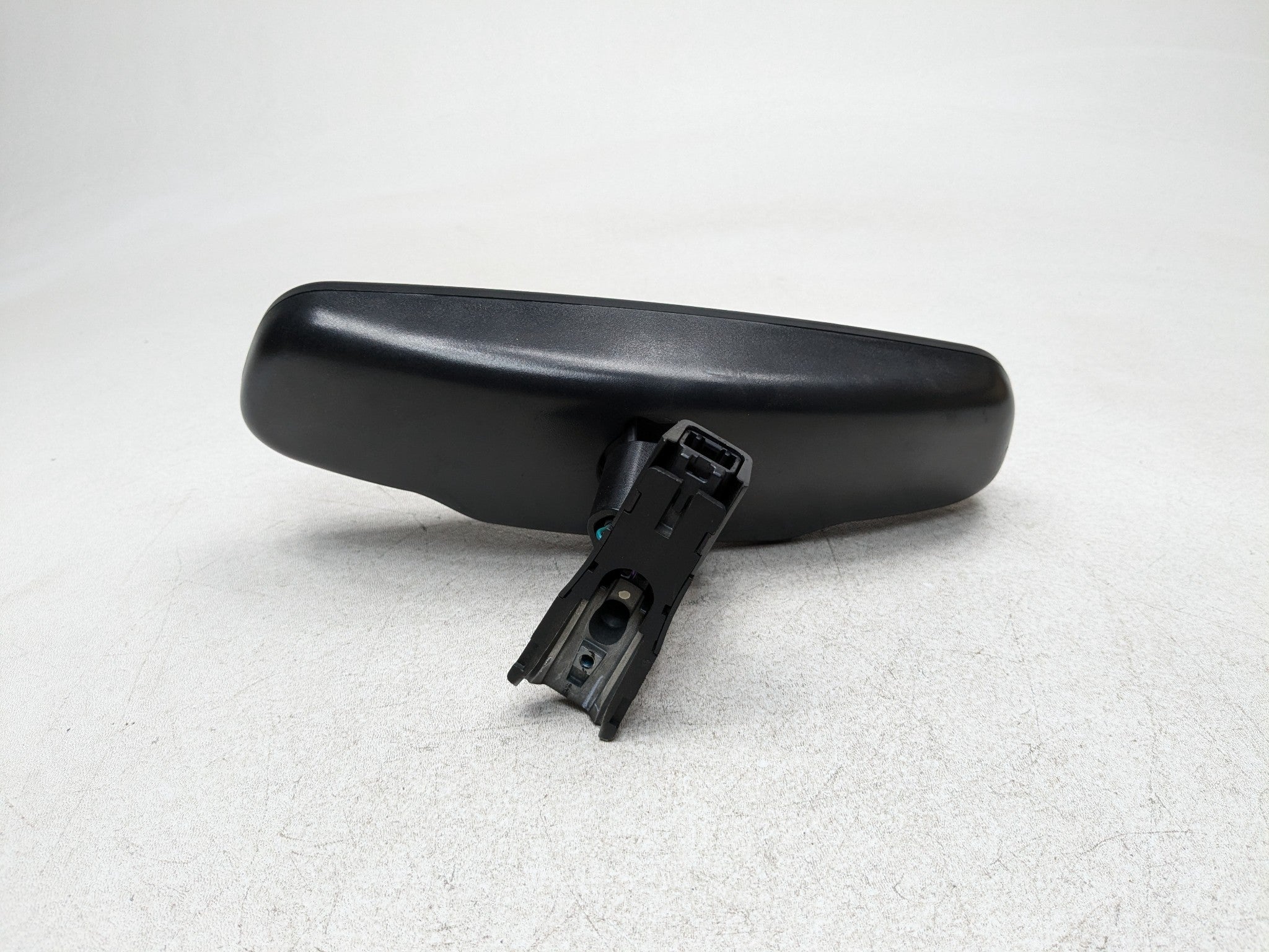 2011 - 2013 HYUNDAI SONATA OEM REAR VIEW MIRROR FRONT CENTER INTERIOR UPPER ROOF
