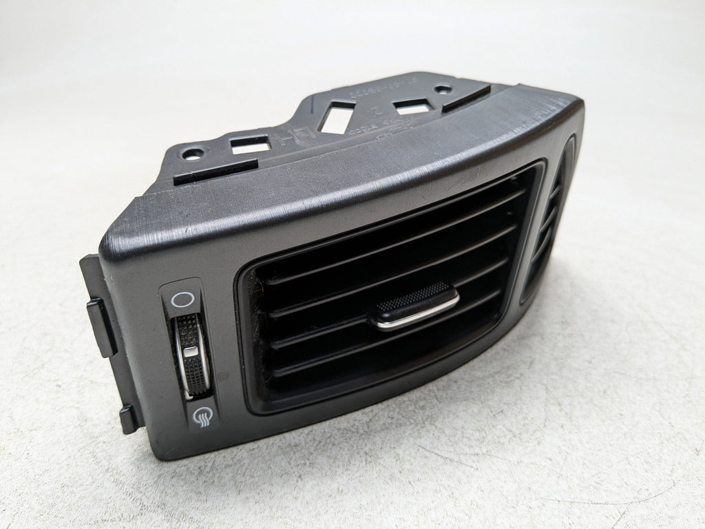 2011 - 2013 HYUNDAI SONATA OEM DASH PANEL AIR HEATER VENT FRONT LEFT DRIVER SIDE