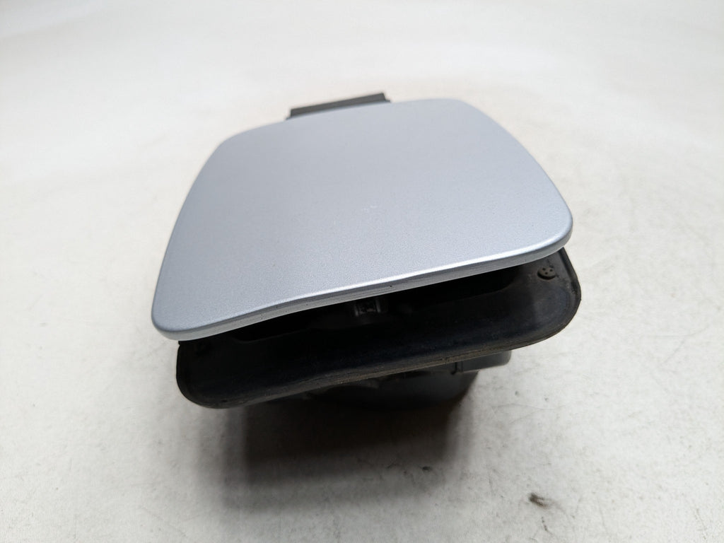 2011 - 2013 HYUNDAI SONATA OEM GAS FUEL FILLER TANK DOOR LID COVER
