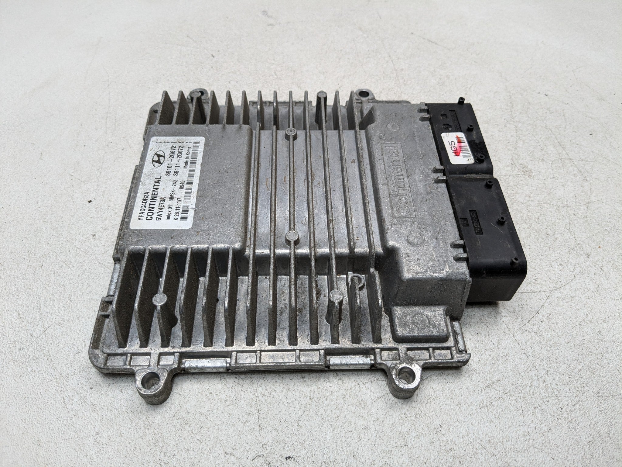 2011 - 2013 HYUNDAI SONATA OEM ECU ECM ENGINE BRAIN BOX COMPUTER CONTROL MODULE