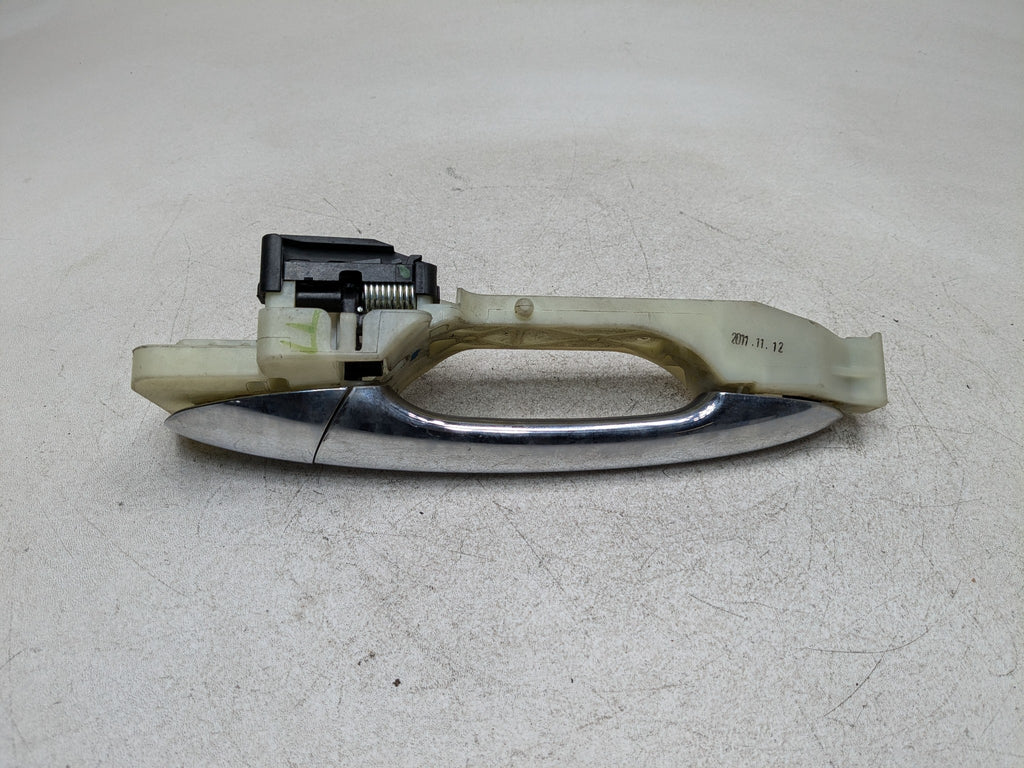 2011 - 2013 HYUNDAI SONATA OEM EXTERIOR DOOR HANDLE REAR LEFT DRIVER SIDE