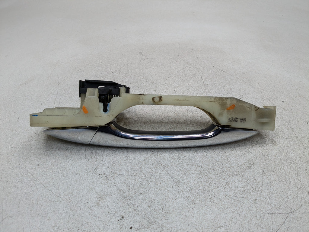 2011 - 2013 HYUNDAI SONATA OEM EXTERIOR DOOR HANDLE REAR RIGHT PASSENGER SIDE