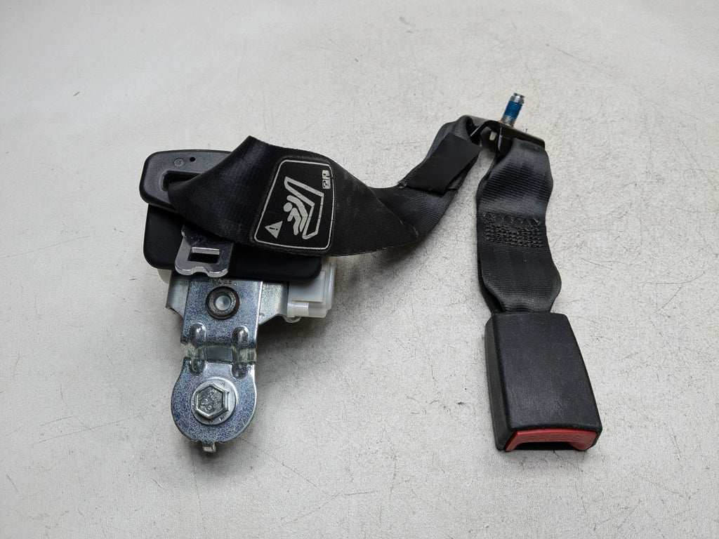 2011 - 2013 HYUNDAI SONATA OEM SEAT BELT RETRACTOR WITH BUCKLE REAR RIGHT SIDE