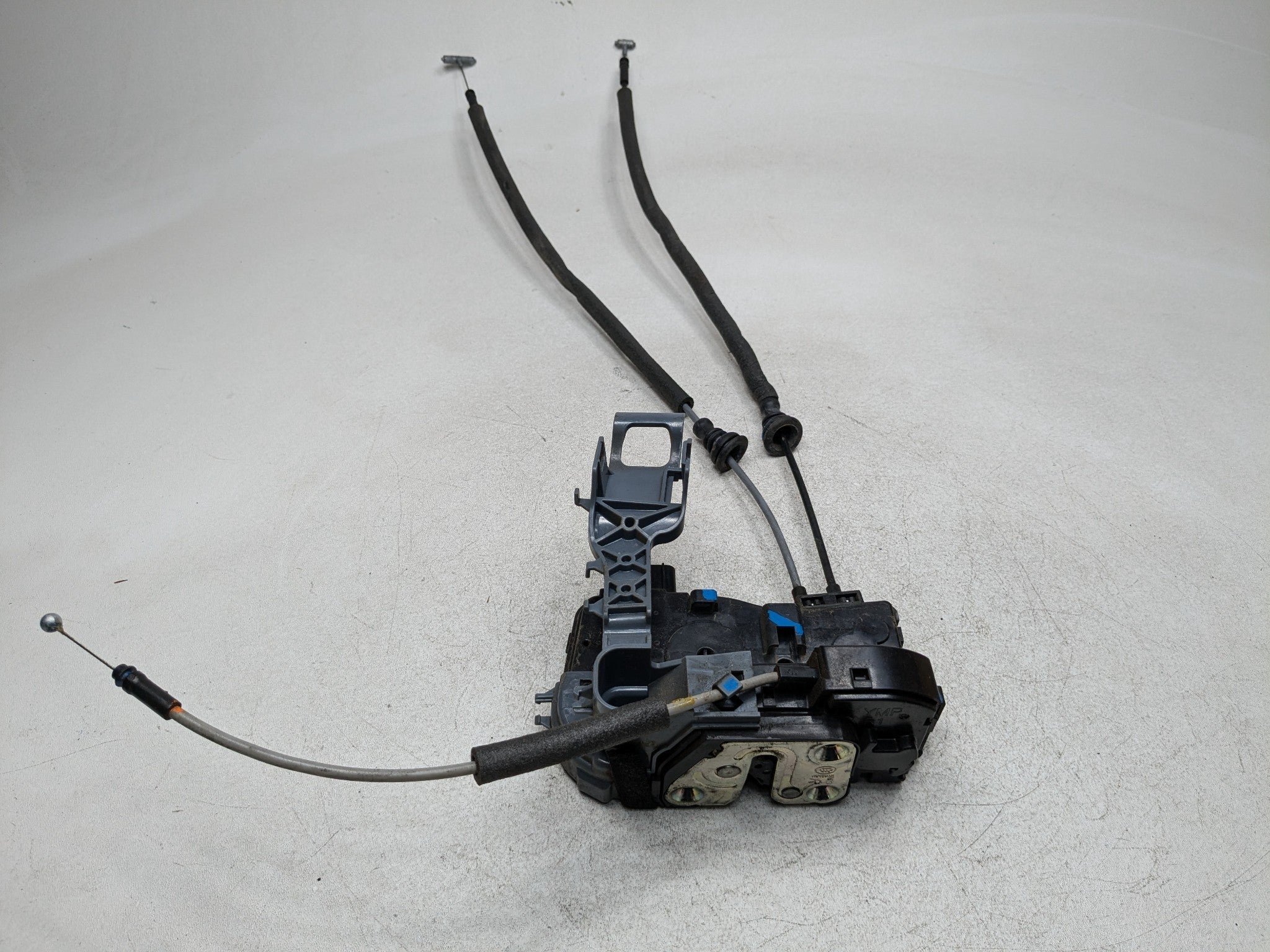 2011 - 2013 HYUNDAI SONATA OEM DOOR LOCK LATCH RELEASE ACTUATOR FRONT RIGHT SIDE