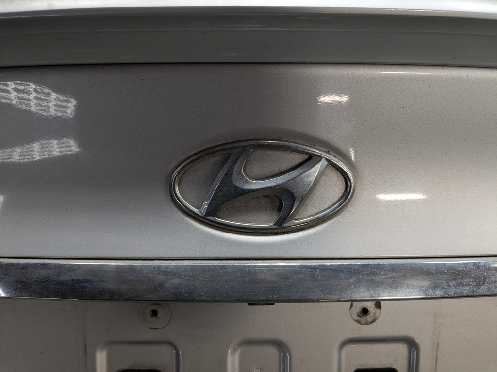 11-13 HYUNDAI SONATA OEM REAR TRUNK LID DECKLID PANEL WITH EMBLEM RADIANT SILVER