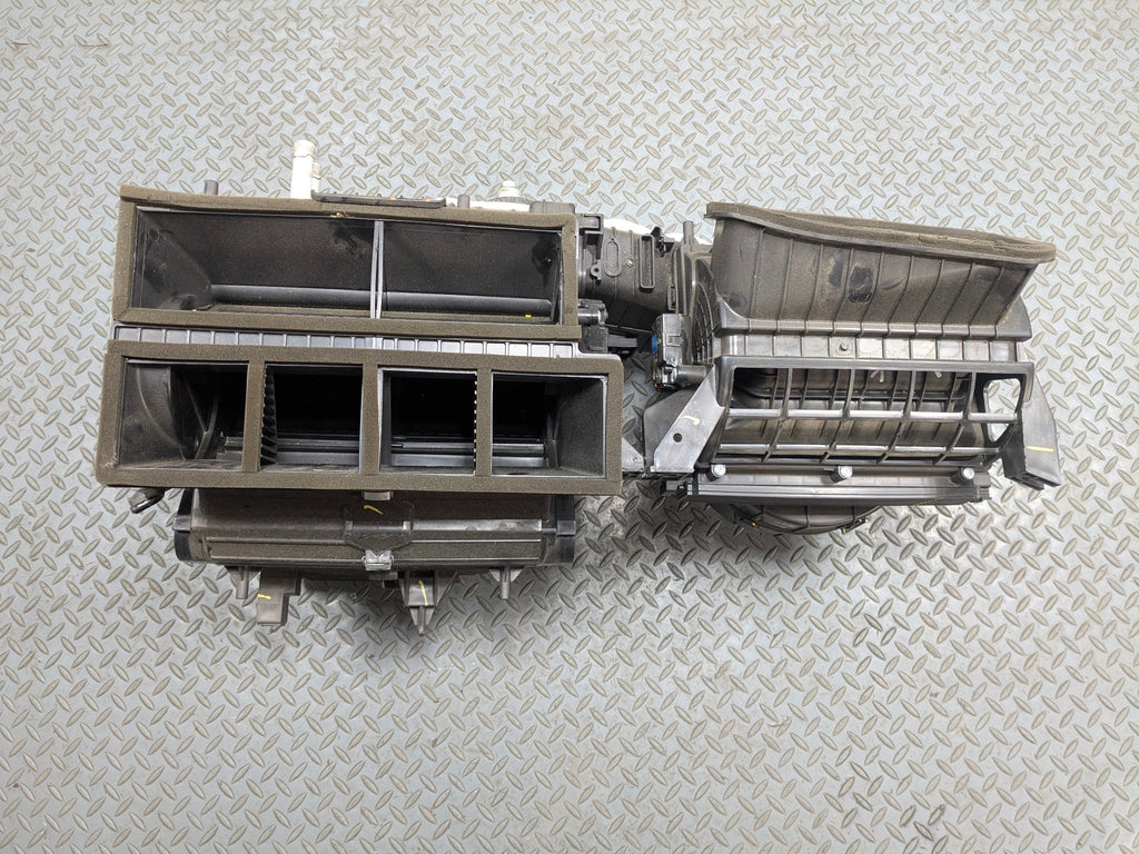 2011 - 2013 HYUNDAI SONATA OEM AC HEATER HEATER CORE BOX ASSEMBLY
