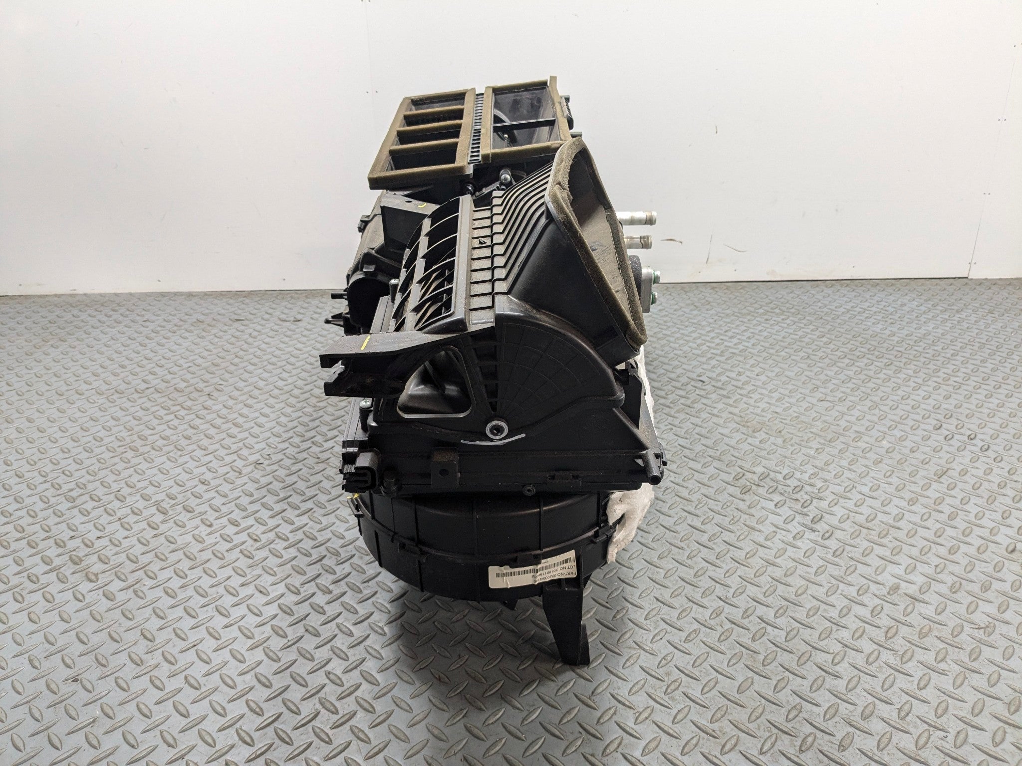 2011 - 2013 HYUNDAI SONATA OEM AC HEATER HEATER CORE BOX ASSEMBLY