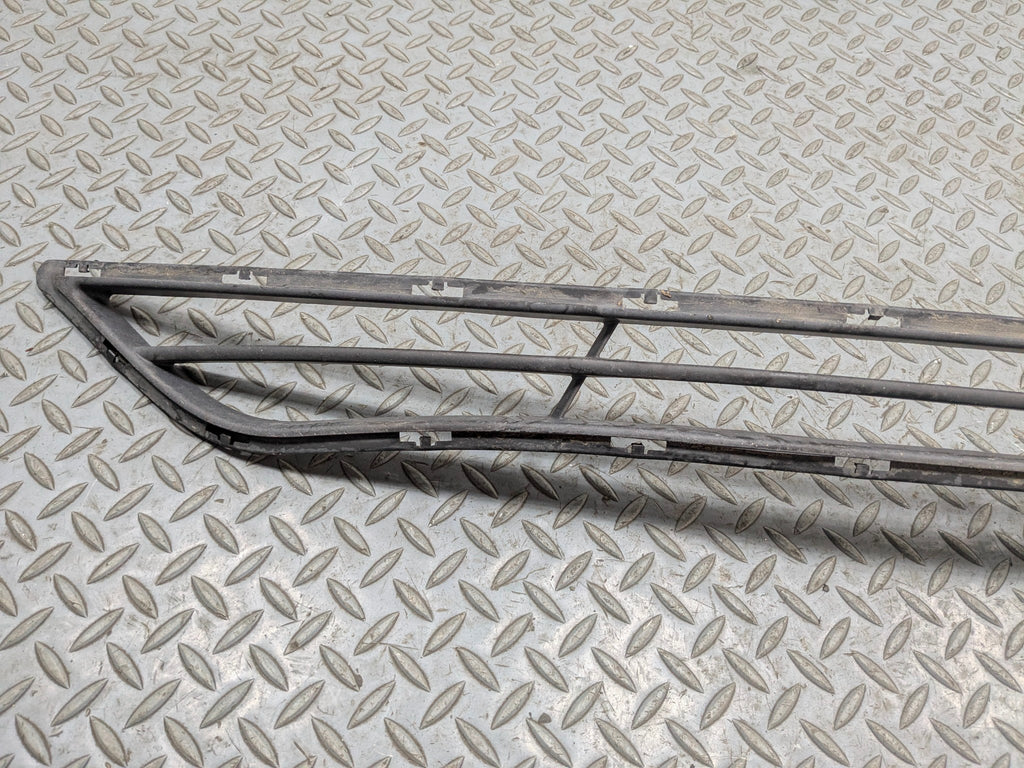 11 - 13 HYUNDAI SONATA OEM GRILLE TRIM PANEL ASSEMBLY FRONT LOWER CENTER SIDE