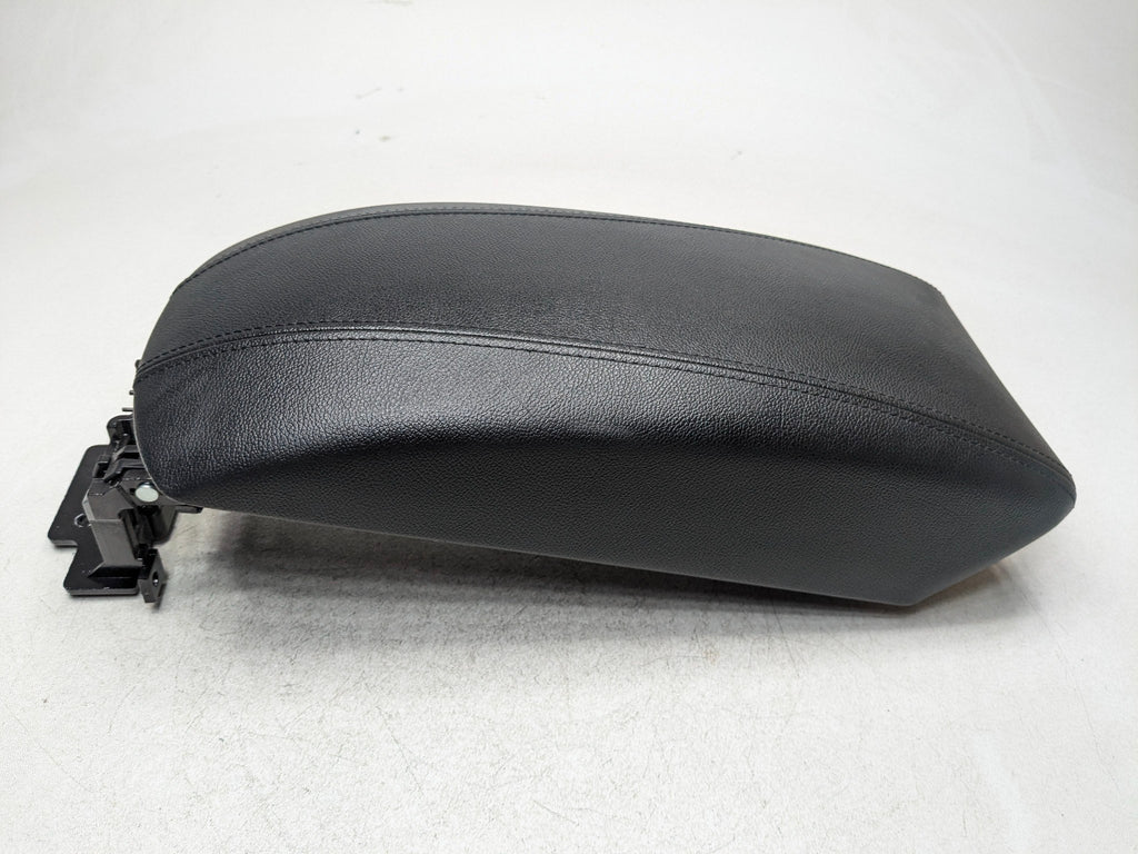 12 - 2014 HYUNDAI SONATA OEM CENTER CONSOLE ARMREST LID COVER TOP BLACK LEATHER