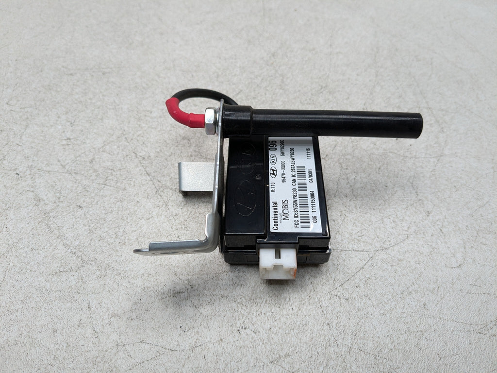 2011 - 2013 HYUNDAI SONATA OEM LOCKING KEYLESS ENTRY ANTENNA CONTROL MODULE