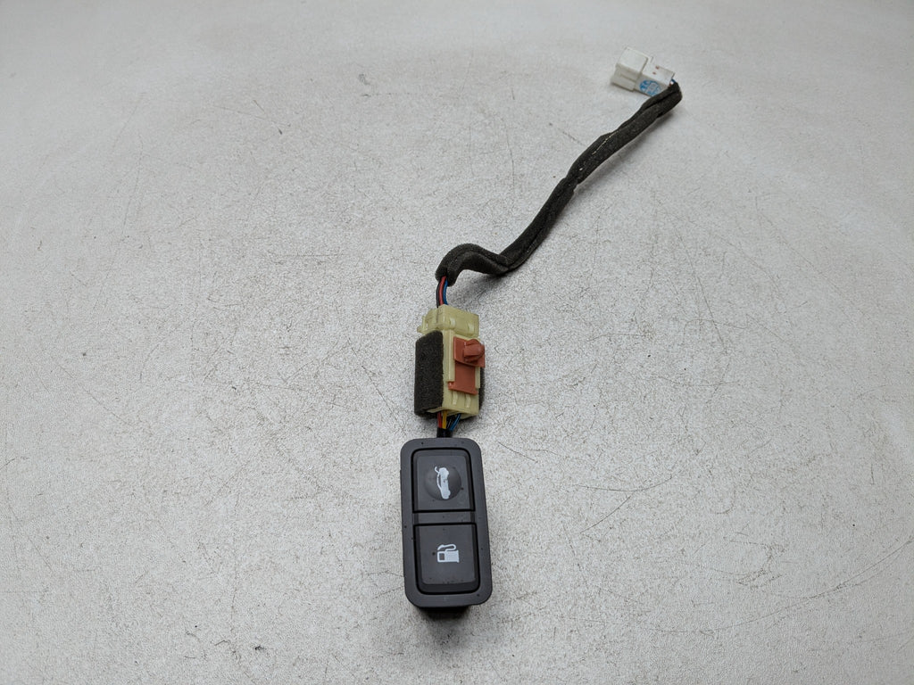 11 - 13 HYUNDAI SONATA OEM GAS FUEL DOOR AND TRUNK OPEN RELEASE CONTROL SWITCH