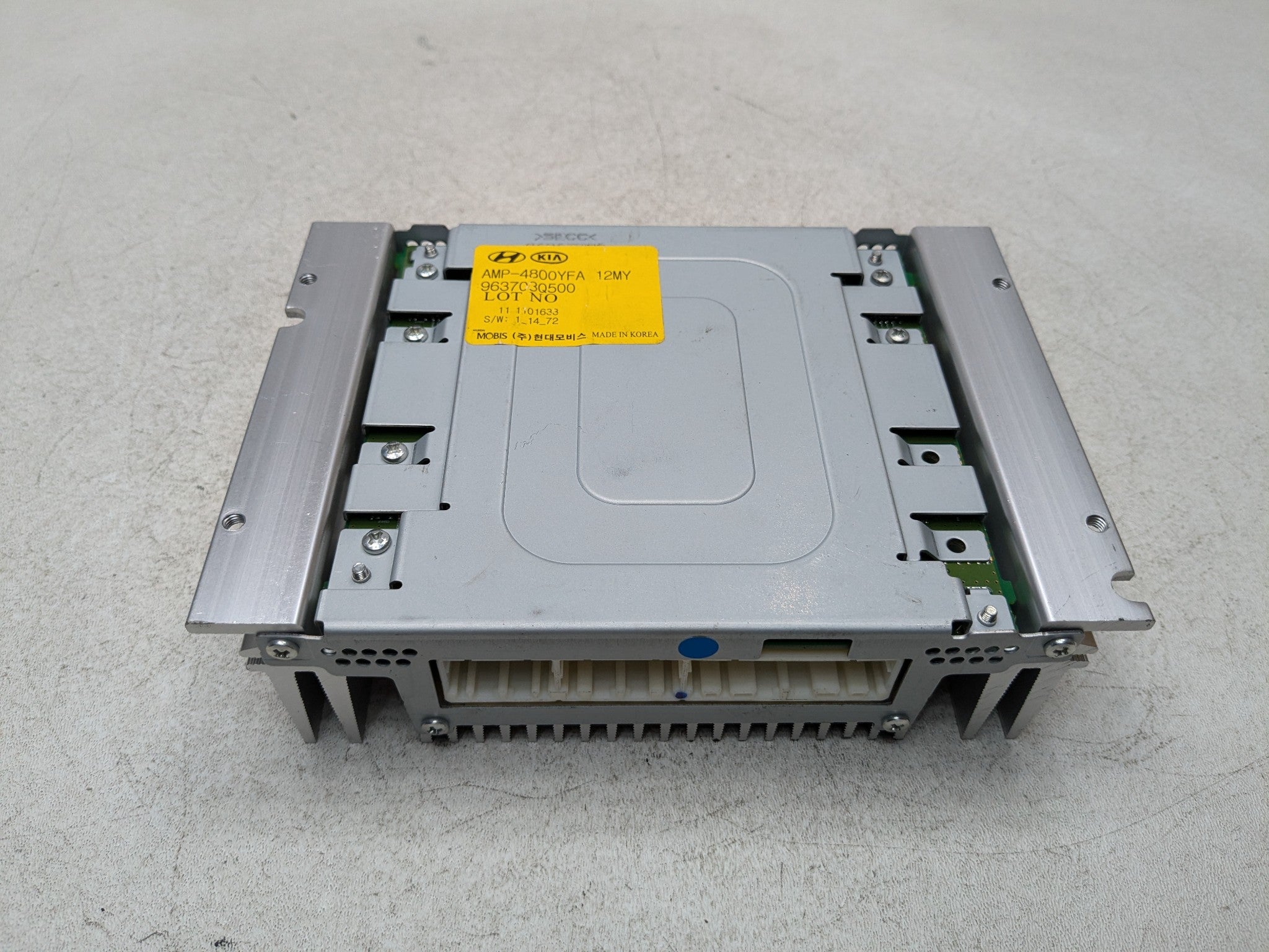 2011 - 2013 HYUNDAI SONATA OEM RADIO STEREO AMPLIFIER AUDIO AND VISUAL EQUIPMENT