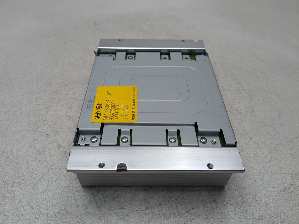 2011 - 2013 HYUNDAI SONATA OEM RADIO STEREO AMPLIFIER AUDIO AND VISUAL EQUIPMENT