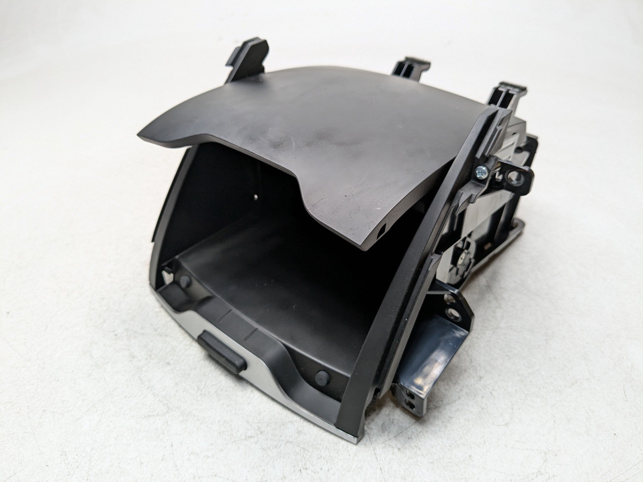 2011 - 2013 HYUNDAI SONATA OEM FRONT DASHBOARD CENTER CONSOLE STORAGE TRAY PANEL