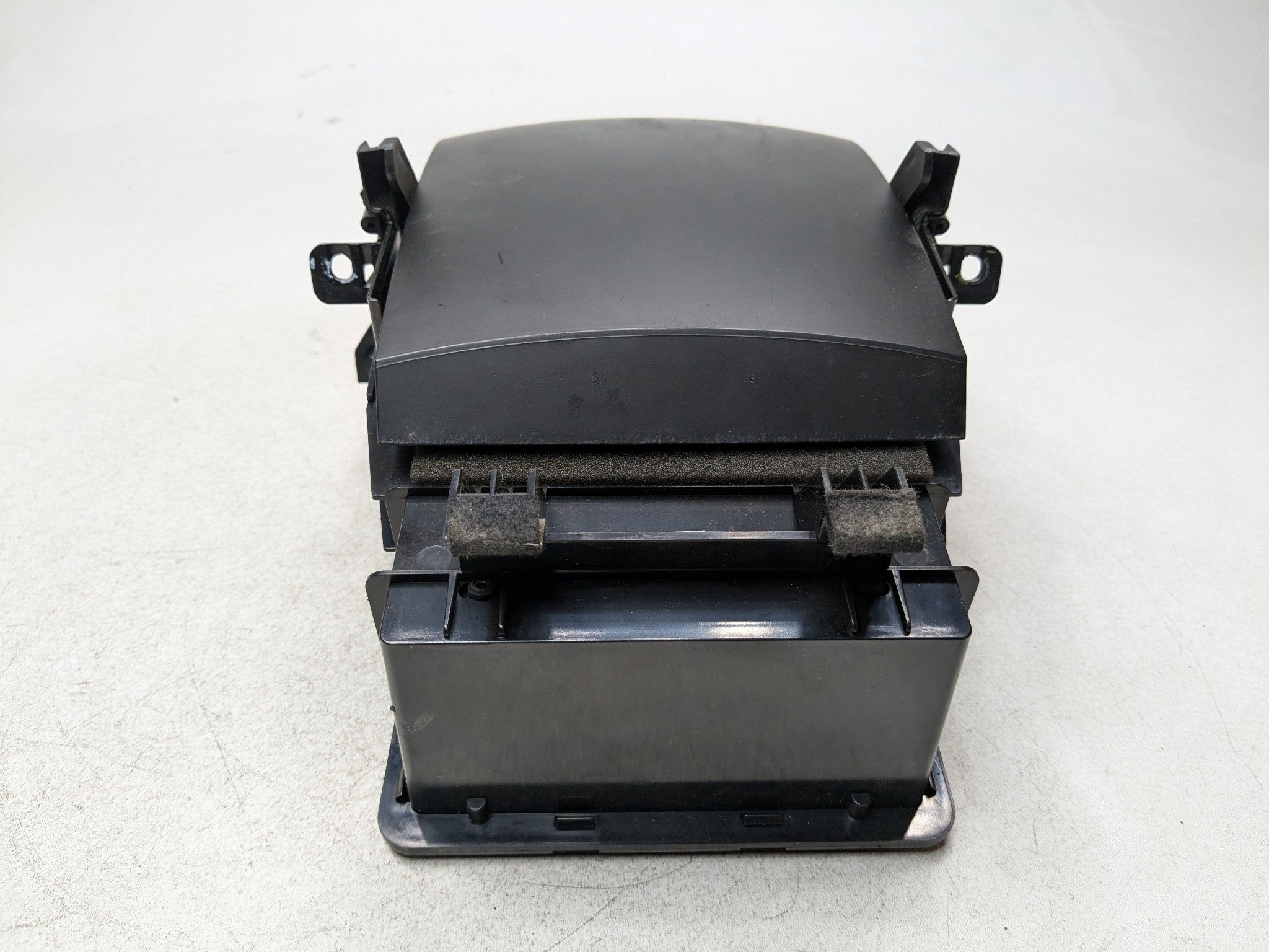 2011 - 2013 HYUNDAI SONATA OEM FRONT DASHBOARD CENTER CONSOLE STORAGE TRAY PANEL
