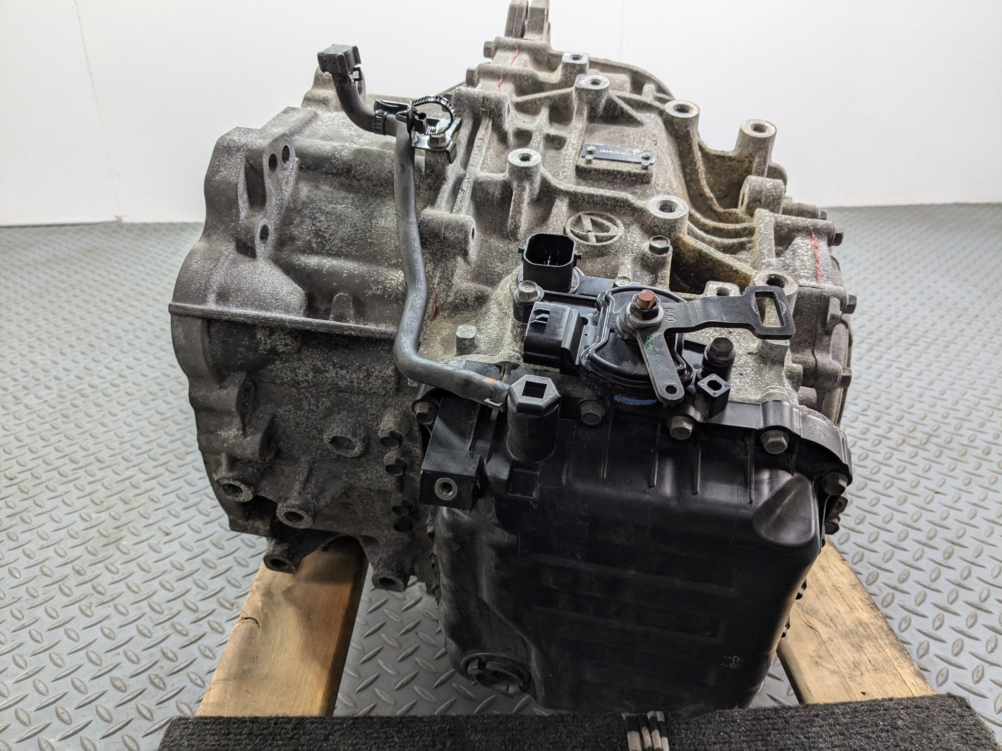 2011 - 2013 HYUNDAI SONATA OEM AUTOMATIC TRANSMISSION GEARBOX ASSEMBLY