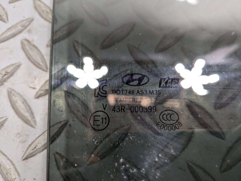 13 - 16 HYUNDAI SANTA FE OEM DOOR WINDOW GLASS WITH PRIVACY TINT REAR RIGHT SIDE