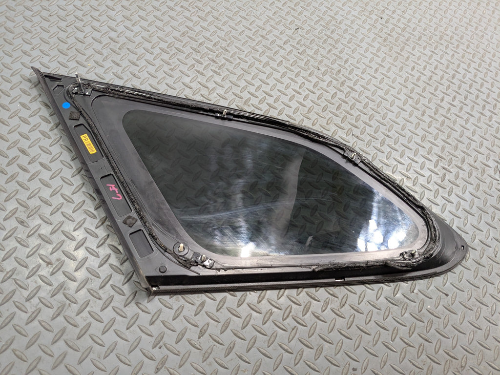 2013 - 2016 HYUNDAI SANTA FE OEM QUARTER WINDOW GLASS REAR RIGHT PASSENGER SIDE