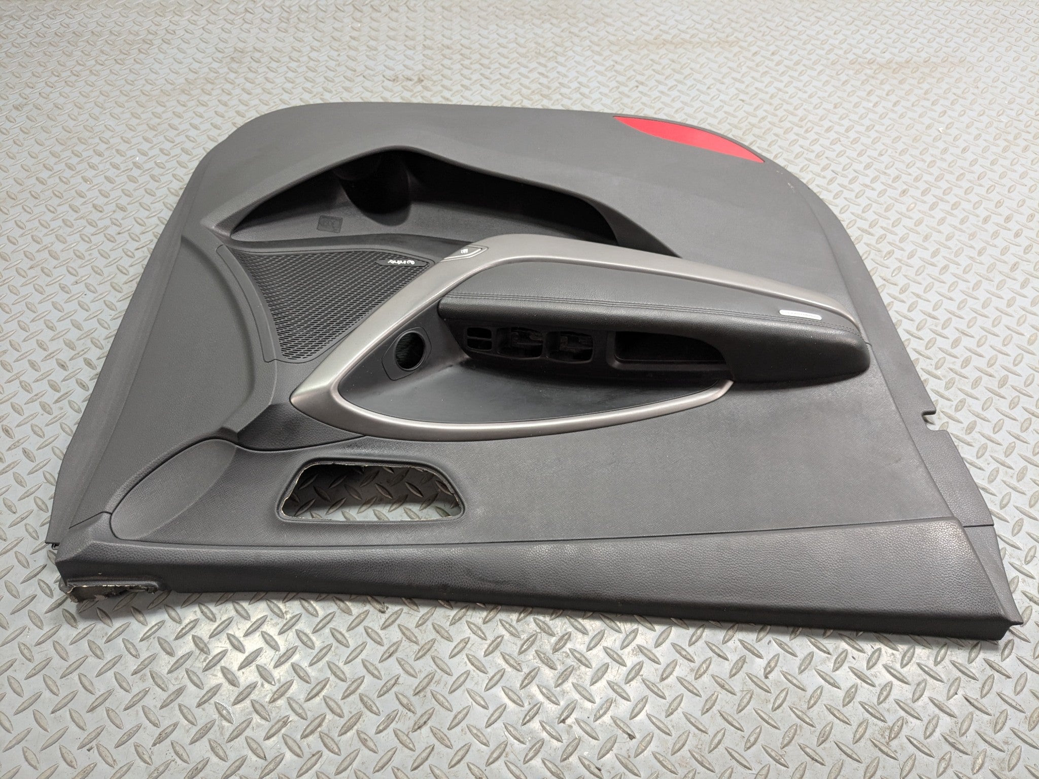 2013 - 2016 HYUNDAI SANTA FE OEM DOOR TRIM PANEL FRONT LEFT DRIVER SIDE