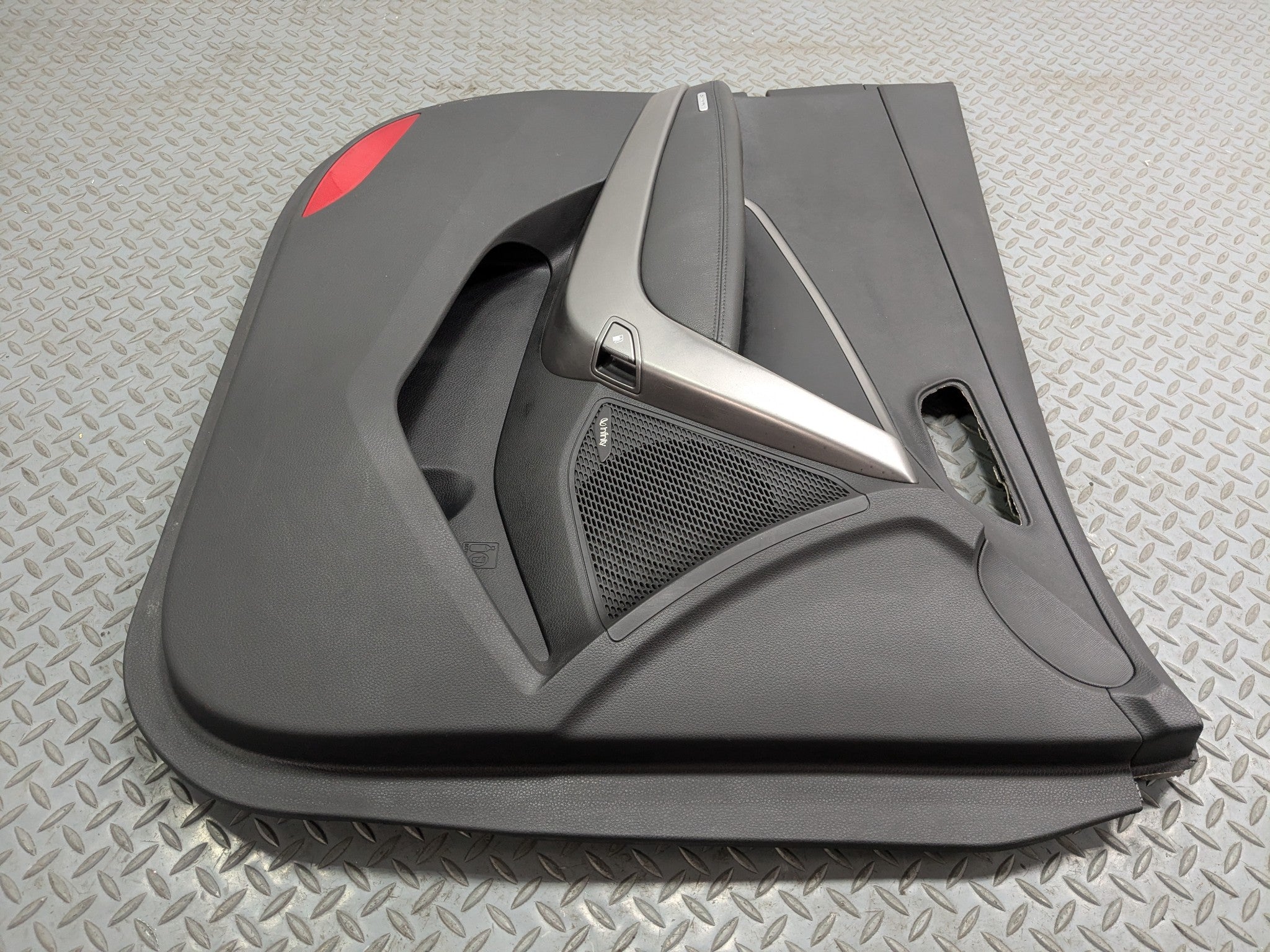 2013 - 2016 HYUNDAI SANTA FE OEM DOOR TRIM PANEL FRONT LEFT DRIVER SIDE