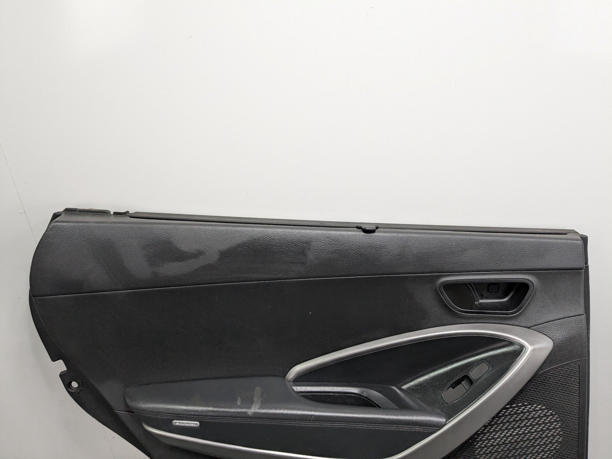 2013 - 2016 HYUNDAI SANTA FE OEM DOOR TRIM PANEL REAR LEFT DRIVER SIDE