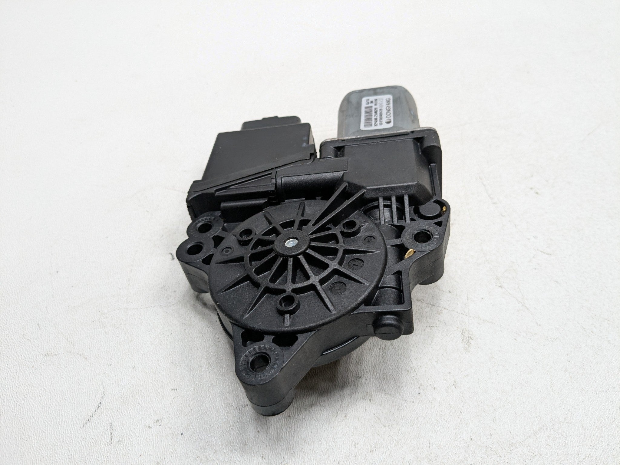 2013 - 2016 HYUNDAI SANTA FE OEM POWER WINDOW MOTOR FRONT LEFT DRIVER SIDE