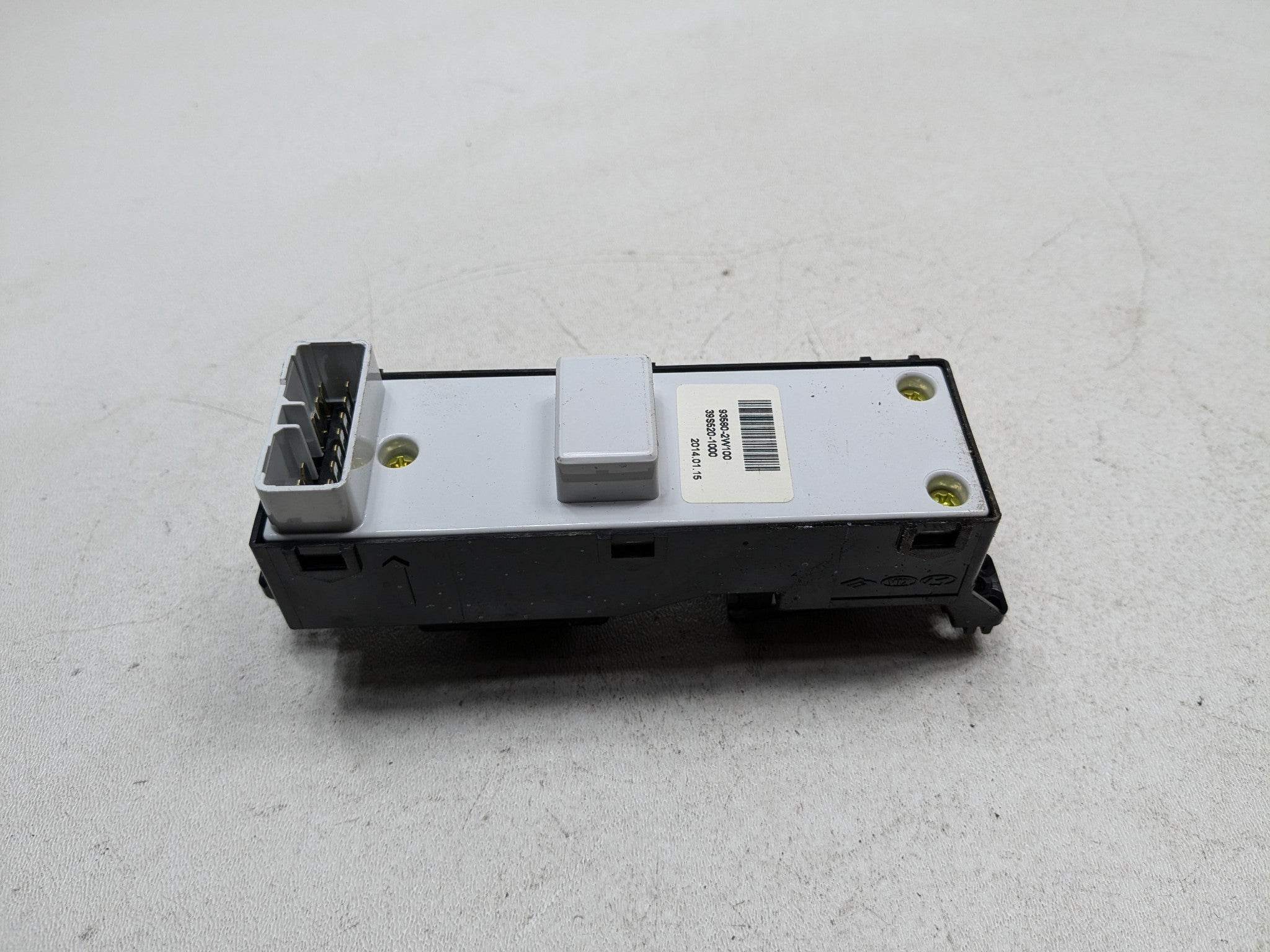 2013 - 2016 HYUNDAI SANTA FE OEM DOOR SWITCH ASSEMBLY REAR LEFT DRIVER SIDE
