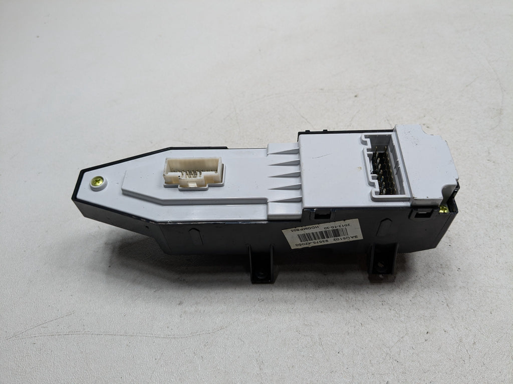 2013 - 2016 HYUNDAI SANTA FE OEM DOOR SWITCH ASSEMBLY FRONT RIGHT PASSENGER SIDE