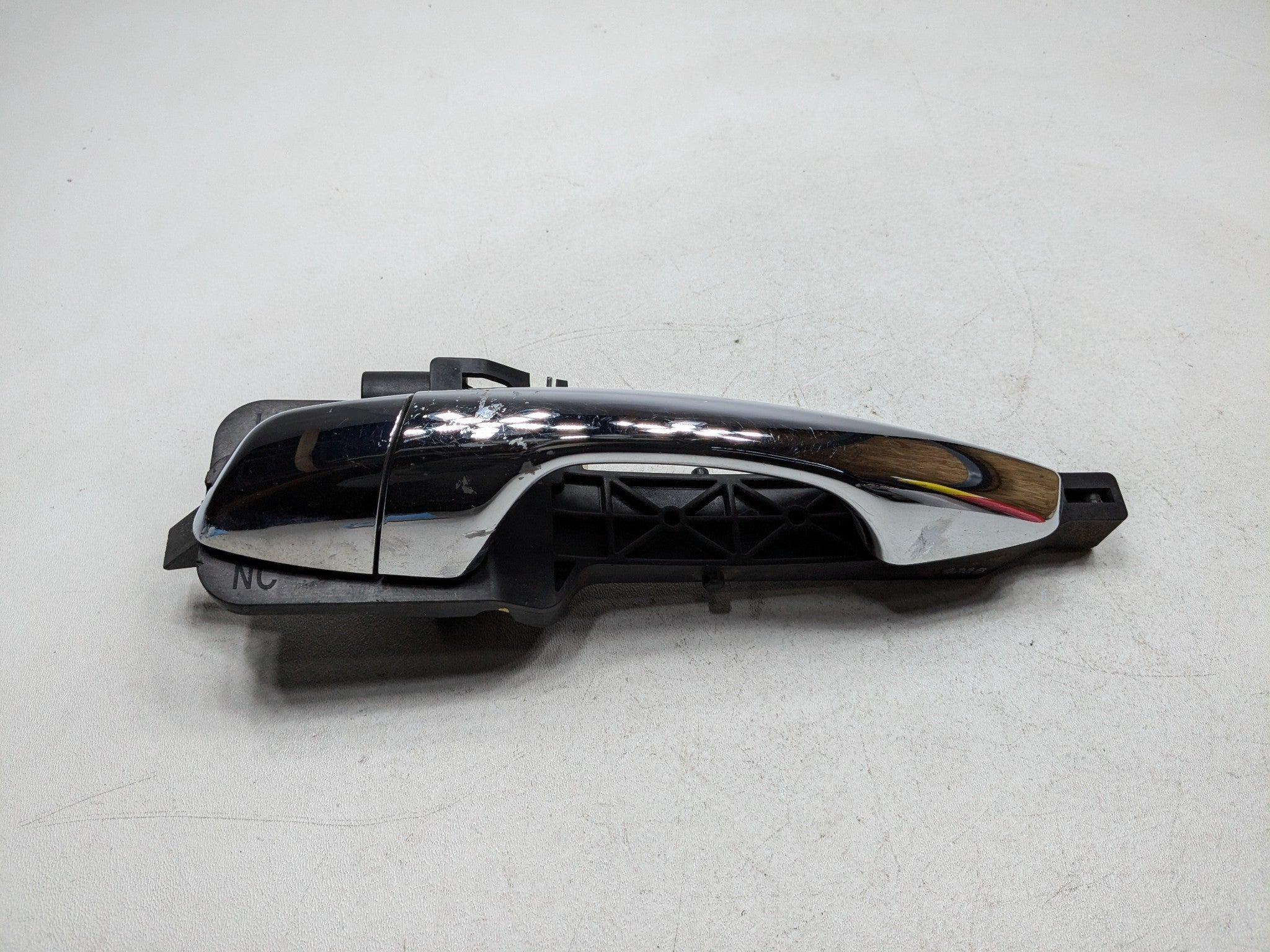 2013 - 2016 HYUNDAI SANTA FE OEM EXTERIOR DOOR HANDLE REAR LEFT DRIVER SIDE