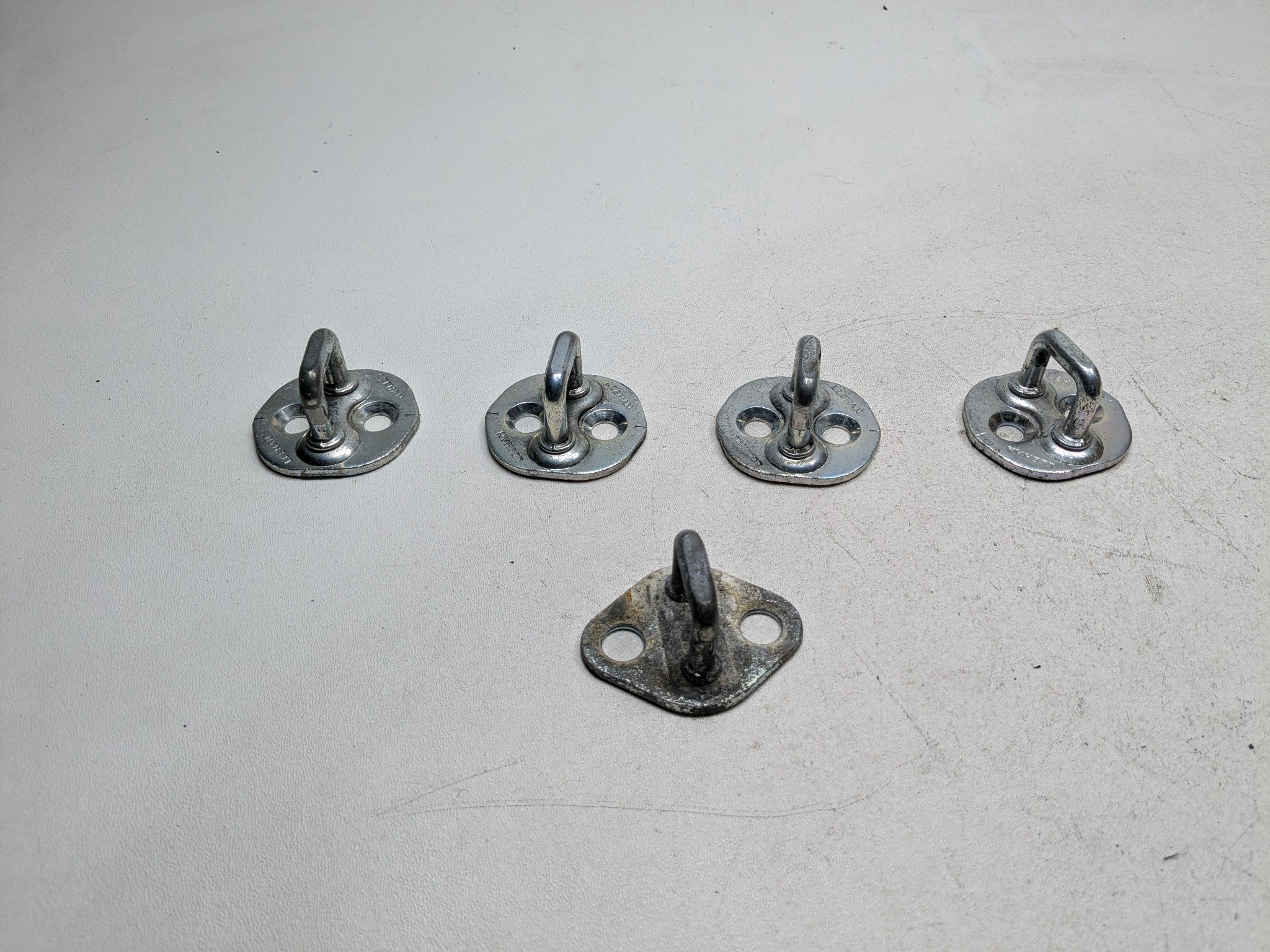 2013 - 2016 HYUNDAI SANTA FE OEM DOOR LOCK STRIKER SET FRONT AND REAR SIDE
