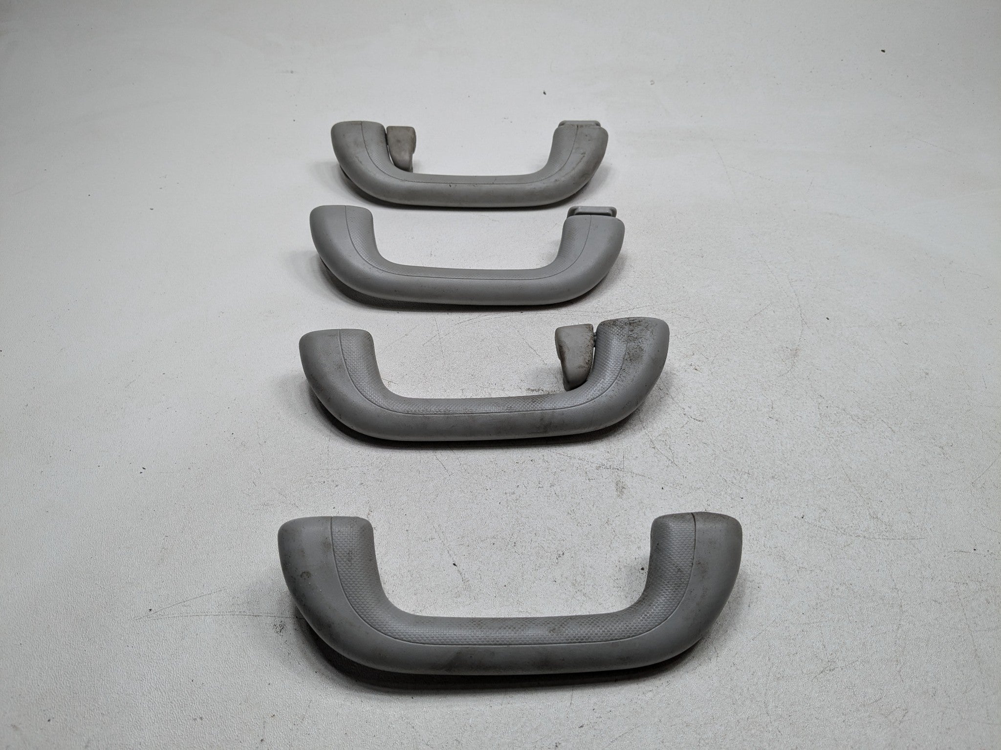 2013 - 2016 HYUNDAI SANTA FE OEM INTERIOR GRAB BAR SET FRONT AND REAR UPPER ROOF