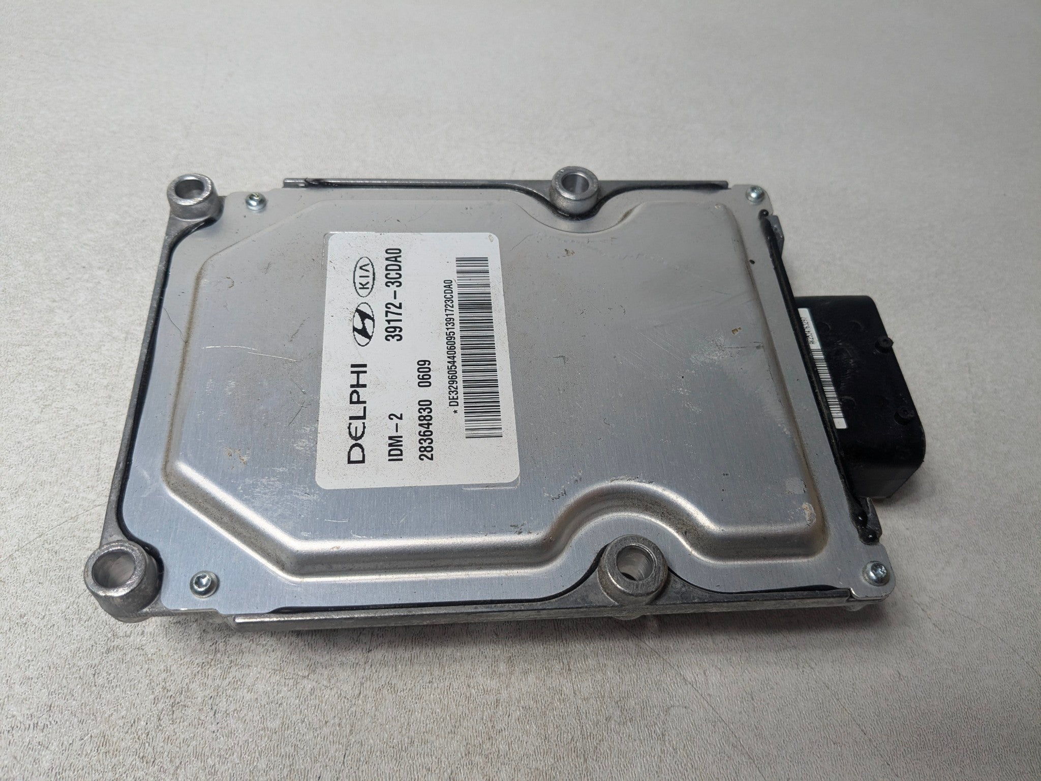 2013 - 2016 HYUNDAI SANTA FE OEM FUEL INJECTION COMPUTER CONTROL MODULE UNIT