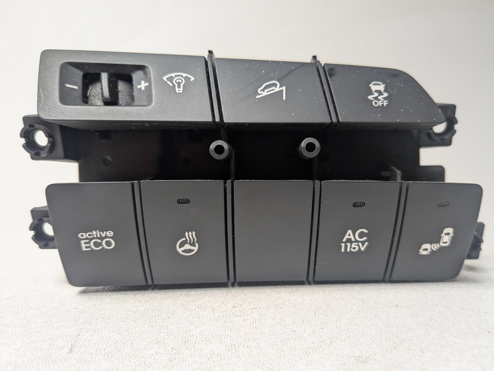 2013 - 2016 HYUNDAI SANTA FE OEM DASHBOARD TRACTION CONTROL COMBINATION SWITCH
