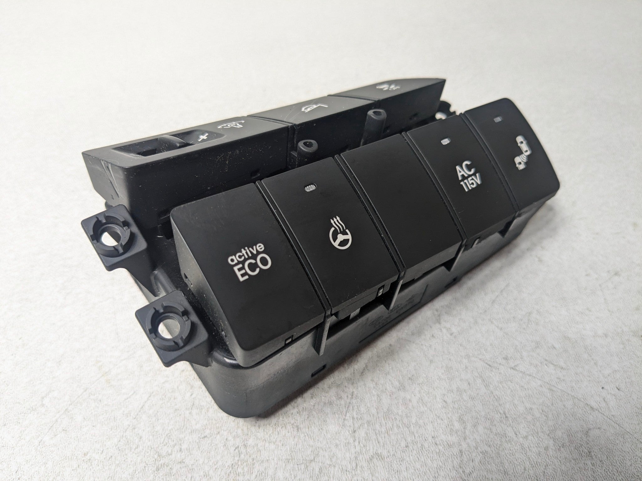 2013 - 2016 HYUNDAI SANTA FE OEM DASHBOARD TRACTION CONTROL COMBINATION SWITCH