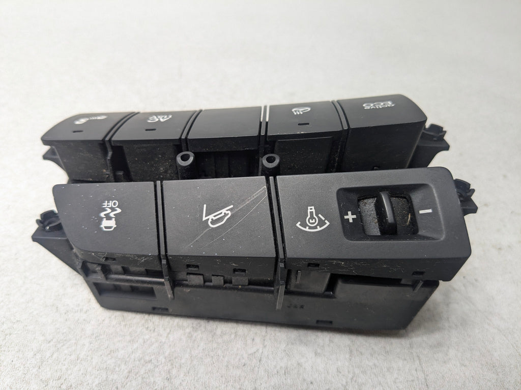2013 - 2016 HYUNDAI SANTA FE OEM DASHBOARD TRACTION CONTROL COMBINATION SWITCH