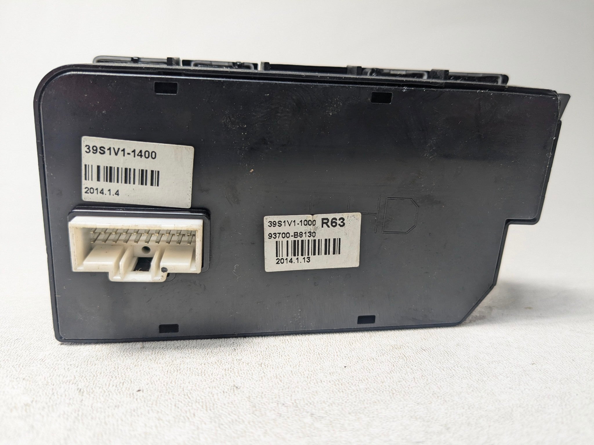 2013 - 2016 HYUNDAI SANTA FE OEM DASHBOARD TRACTION CONTROL COMBINATION SWITCH
