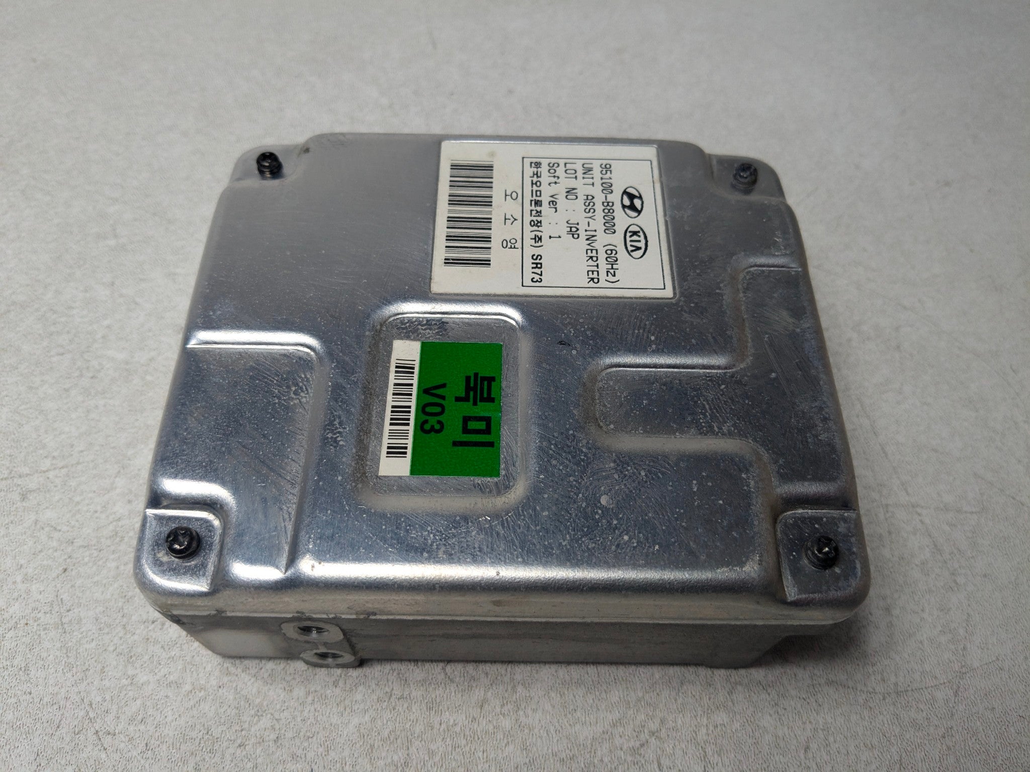 2013 - 2016 HYUNDAI SANTA FE OEM INVERTER CONVERTER COMPUTER CONTROL MODULE UNIT