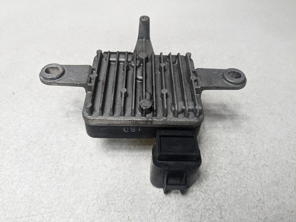 2013 - 2016 HYUNDAI SANTA FE OEM ENGINE COOLING FAN COMPUTER CONTROL MODULE UNIT